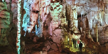 The Guided Tour in the heart of the Cave